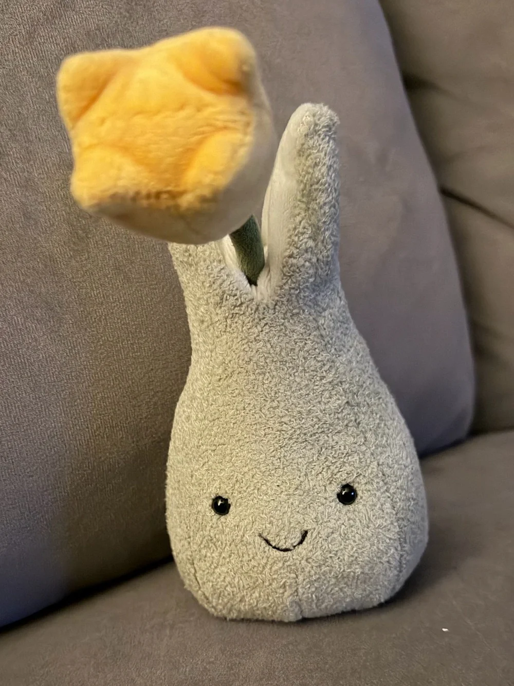 Jellycat Buttercup Sweet Sproutling Retired - Picture 1 of 5